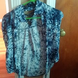 Short sleeve button up